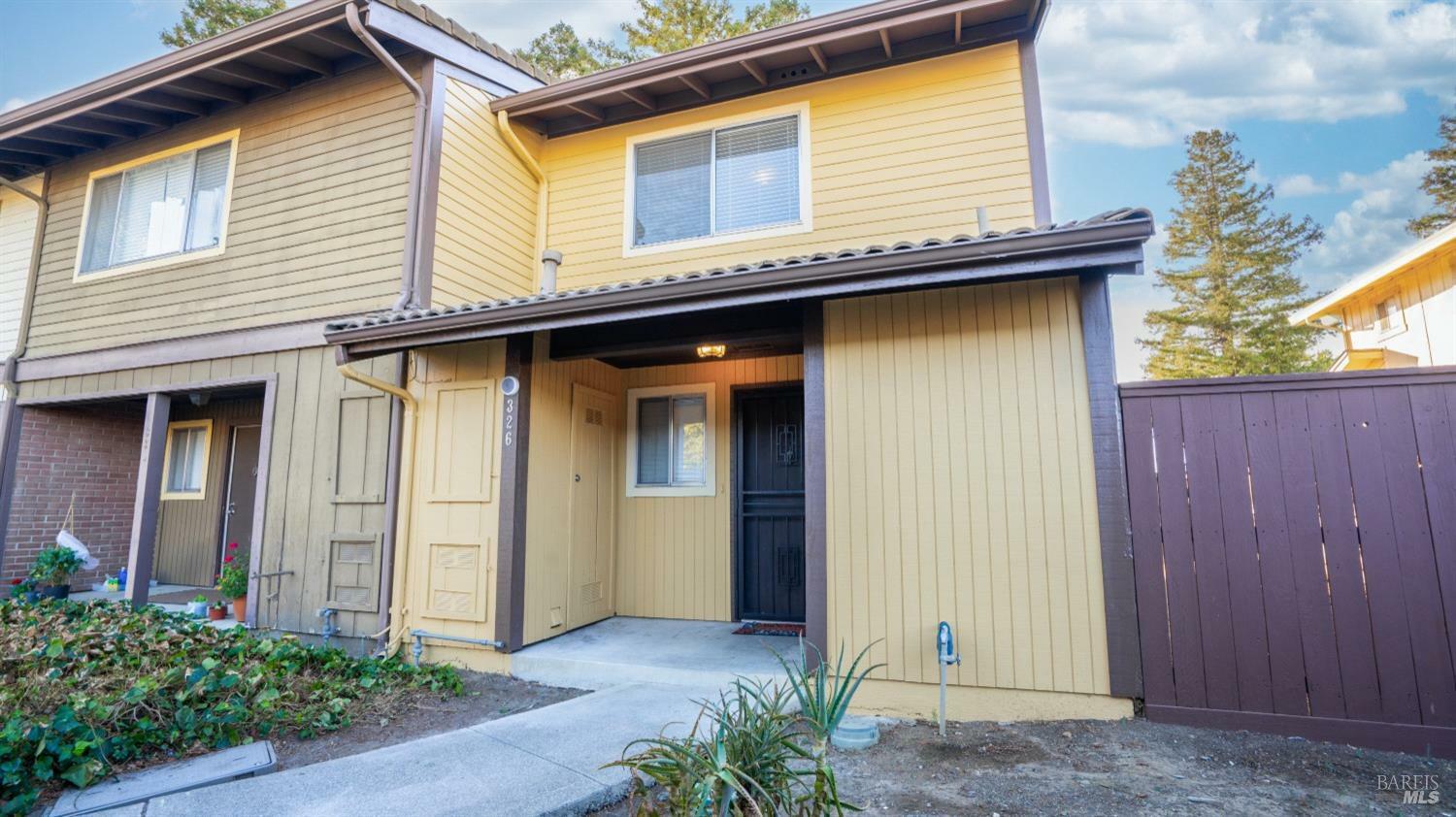 Property Photo:  326 Tabor Avenue  CA 94533 