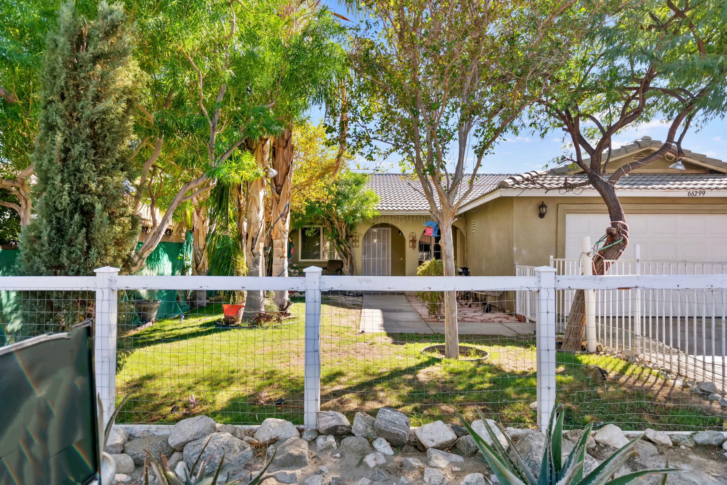 Property Photo:  66299 Cahuilla Avenue  CA 92240 