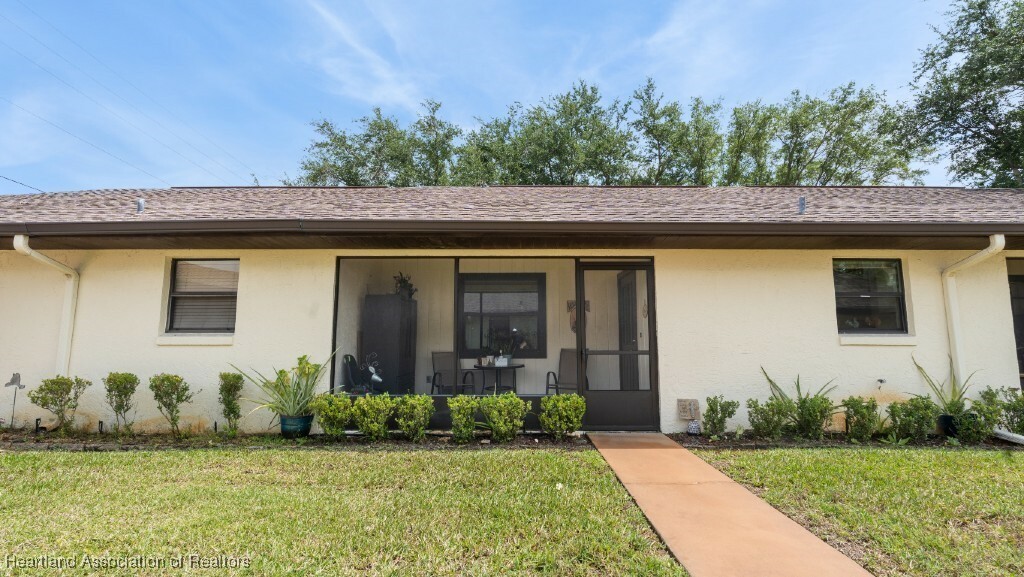 Property Photo:  14 Charlton Drive  FL 33852 