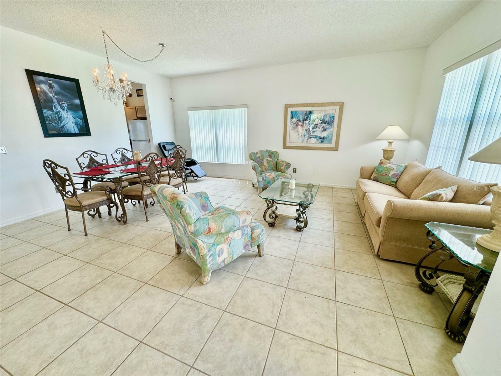 Property Photo:  354 Lockbreeze Drive  FL 33897 