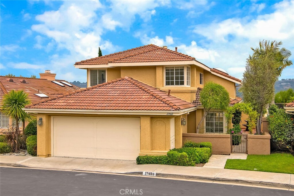 Property Photo:  27469 Paseo Fiesta  CA 92675 