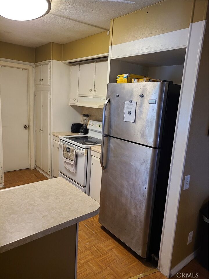 Property Photo:  9080 Bloomfield Avenue 46  CA 90630 