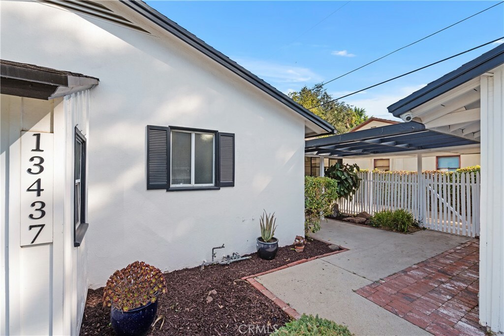 Property Photo:  13437 McCormick Street  CA 91401 