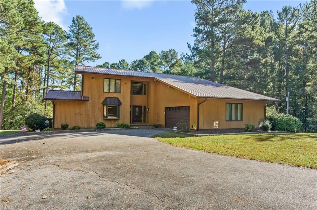 Property Photo:  2338 Turner Road  NC 27292 