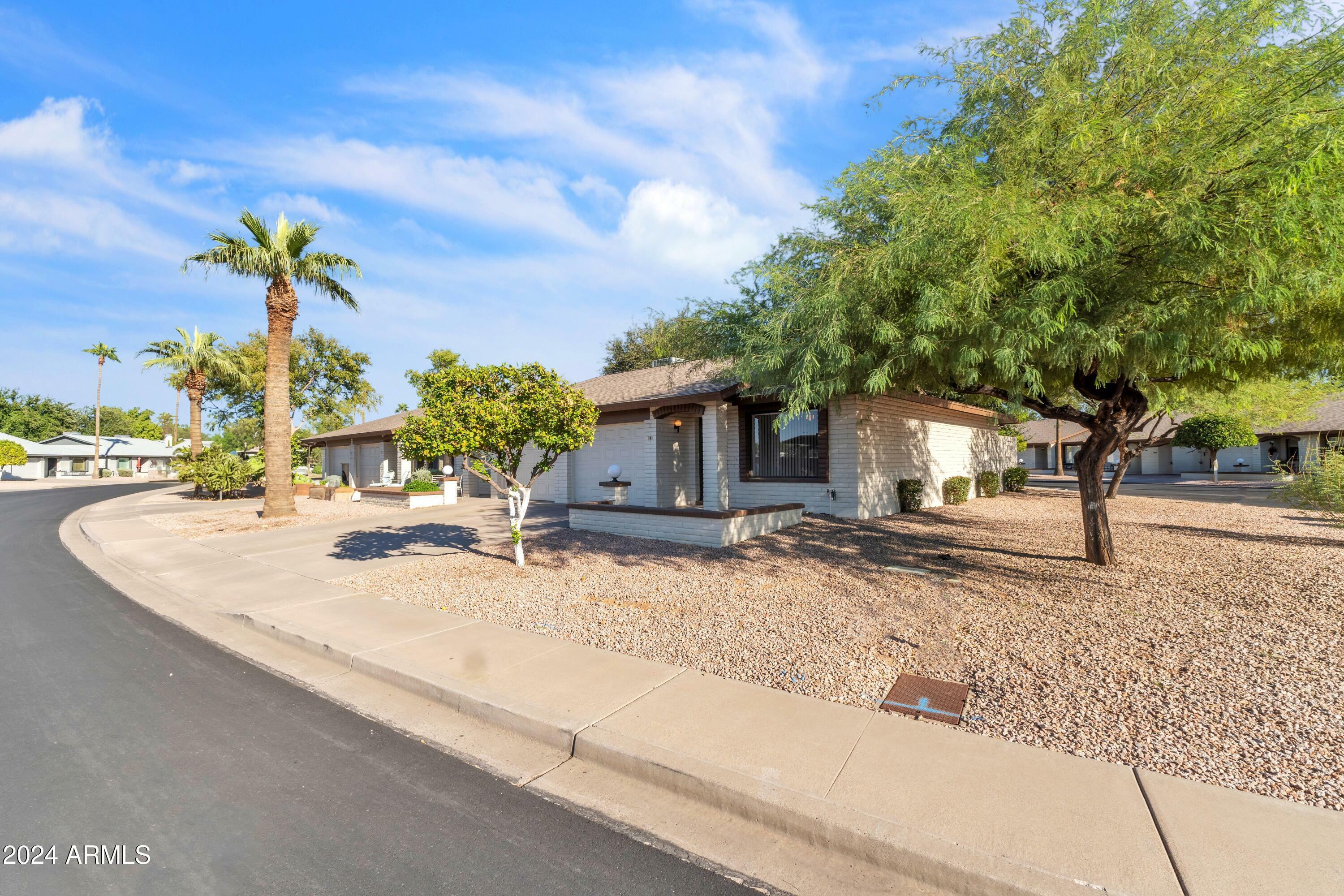 Property Photo:  2064 S Farnsworth Drive 43  AZ 85209 