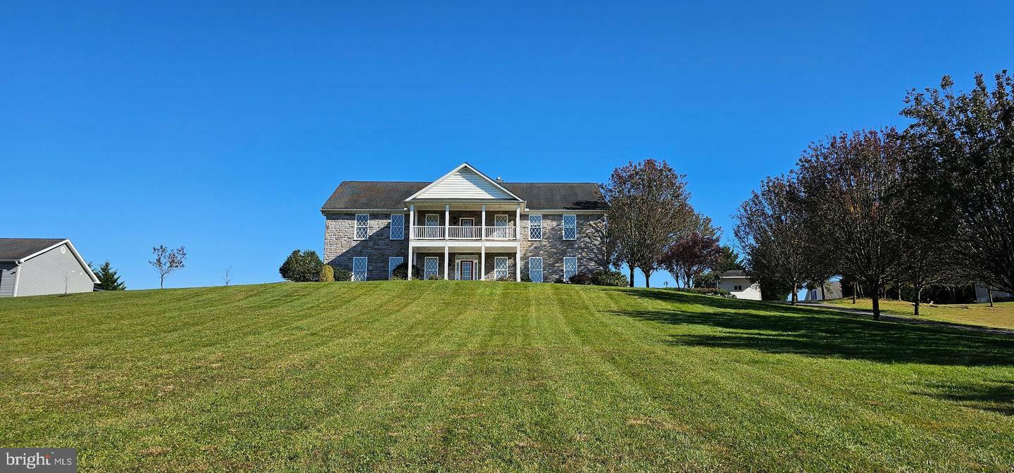 Property Photo:  83 Major King Circle  WV 25427 