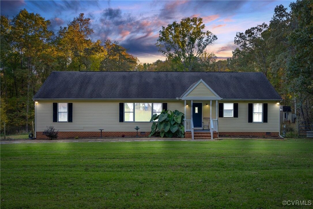 Property Photo:  2309 Stanwood Drive  VA 23063 