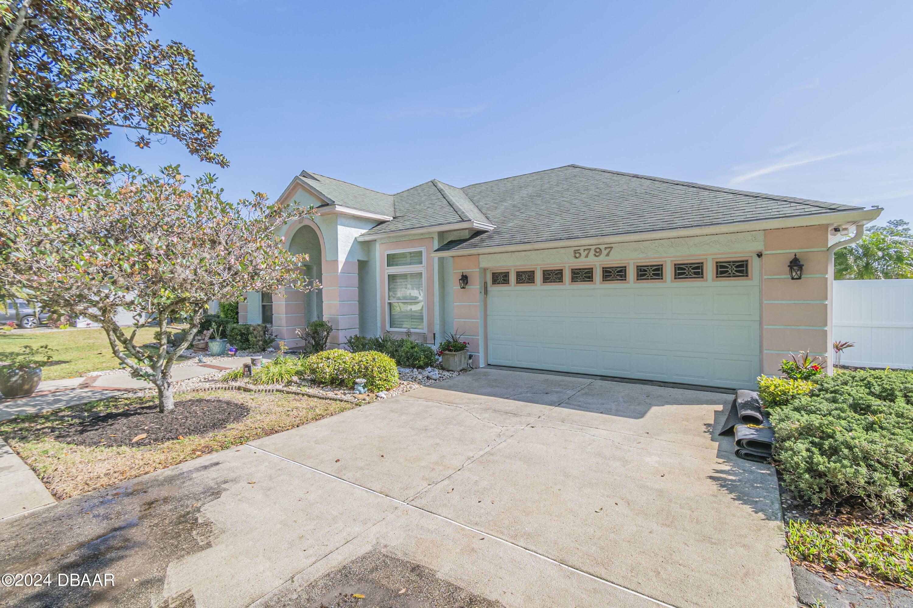 Property Photo:  5797 Windsor Hill Drive  FL 32128 