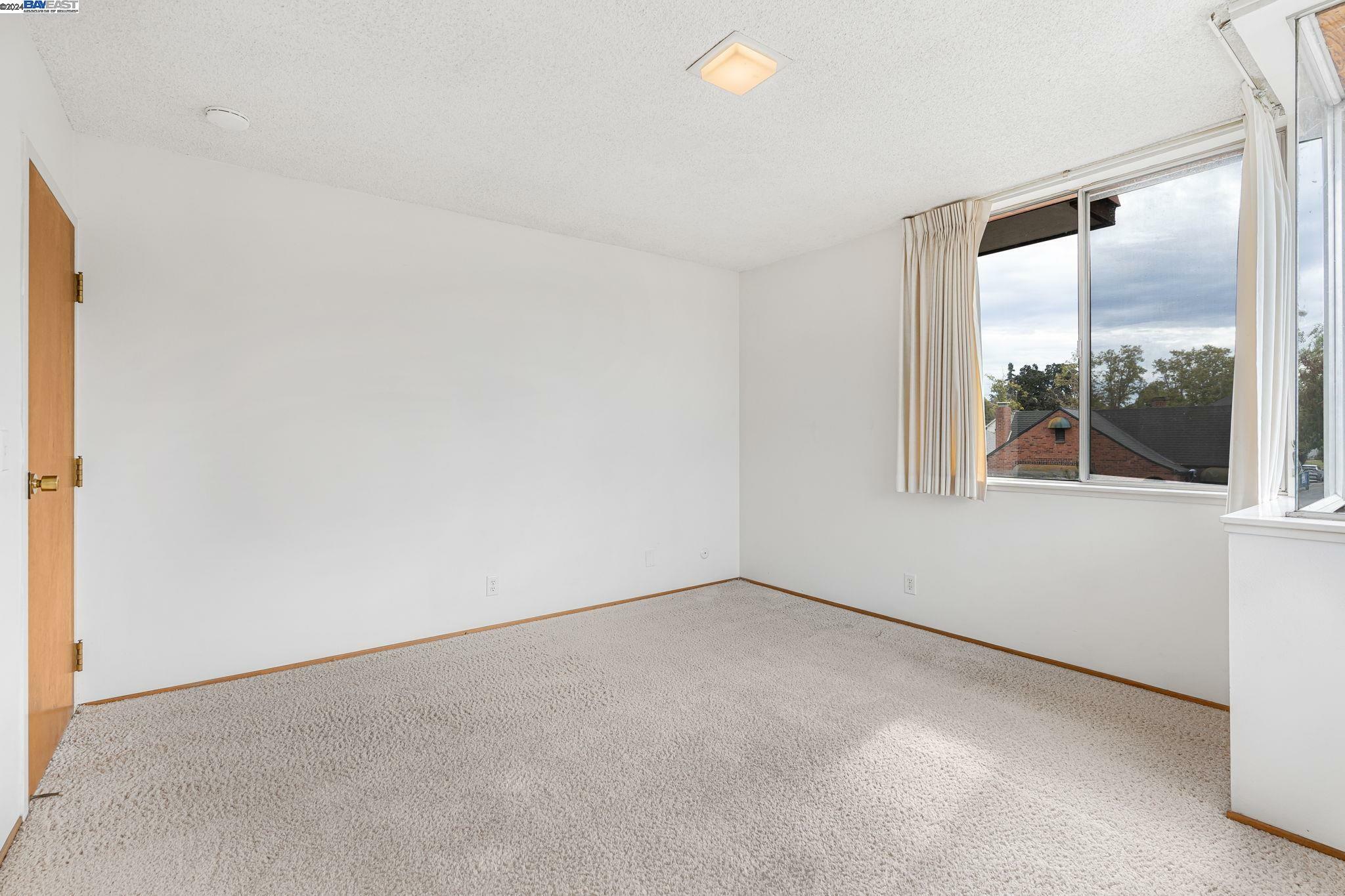 Property Photo:  3704 Bonnie Ln  CA 95204 