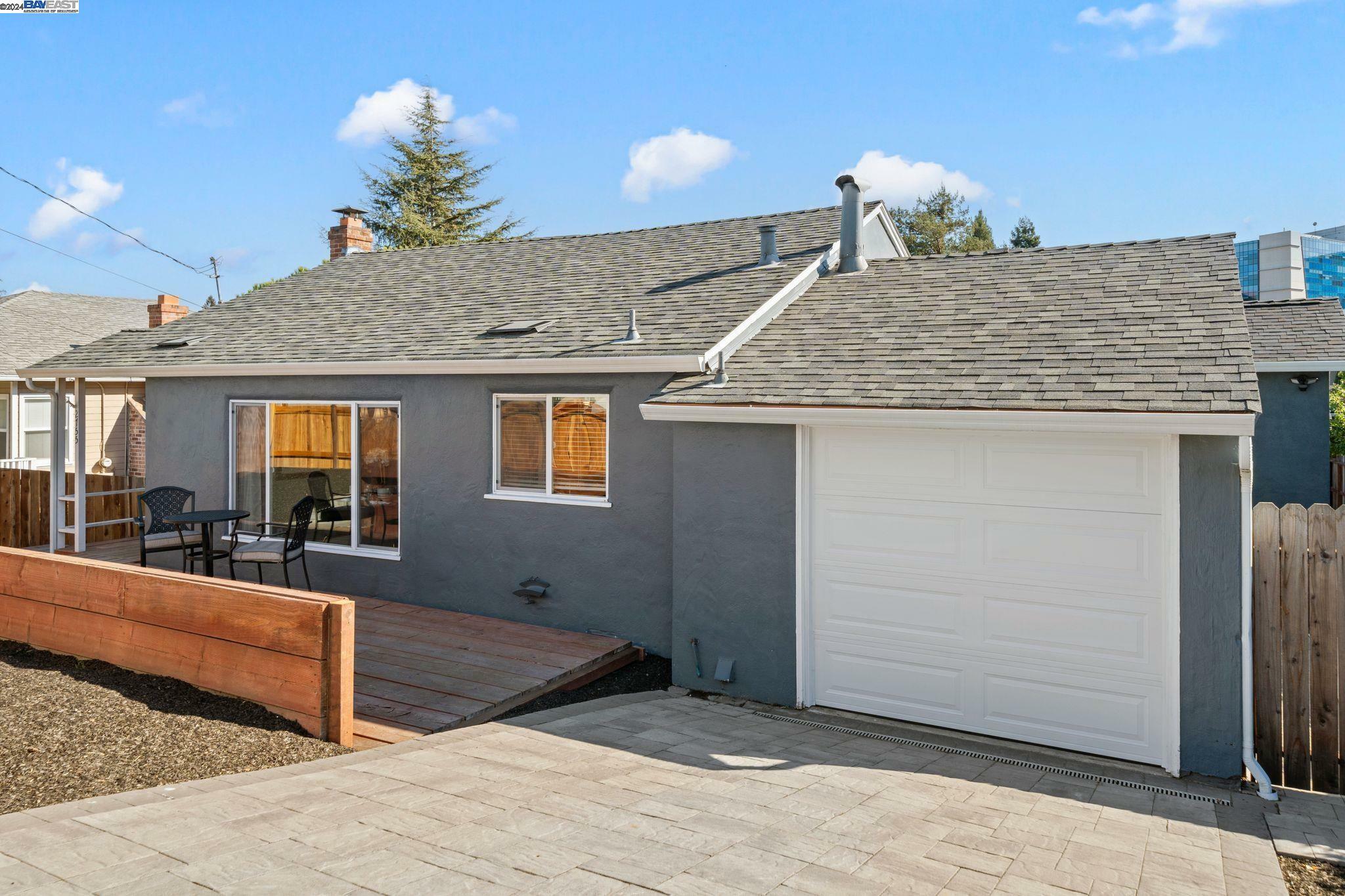 Property Photo:  2755 Somerset Ave  CA 94546 