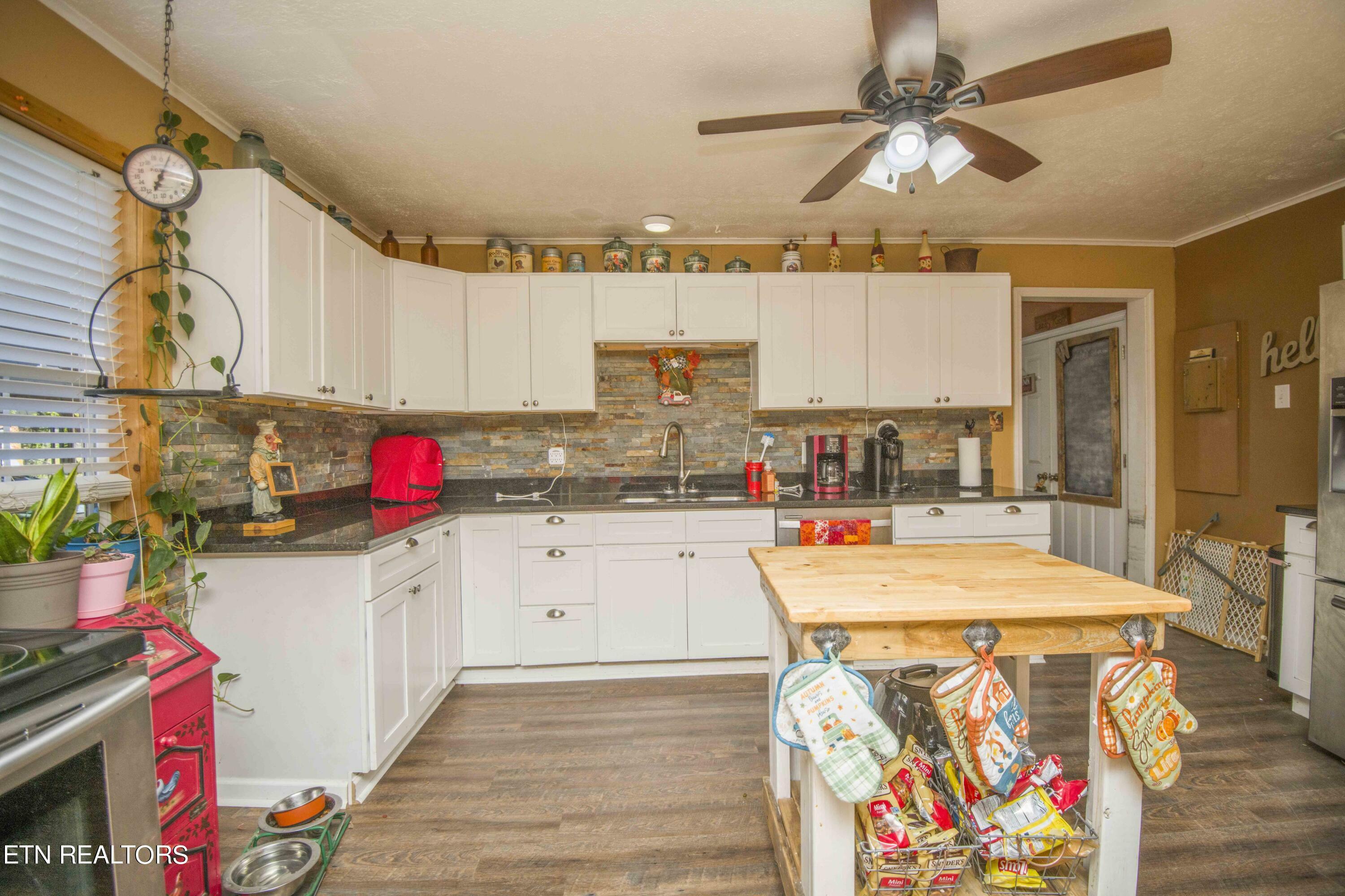 Property Photo:  217 Jackson Drive  TN 37748 