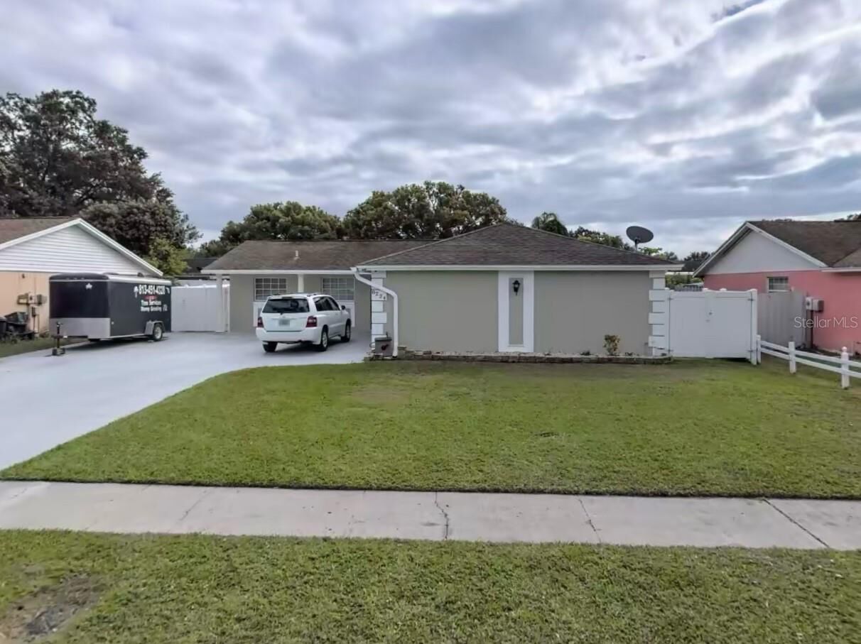 Property Photo:  8224 Donaldson Drive  FL 33615