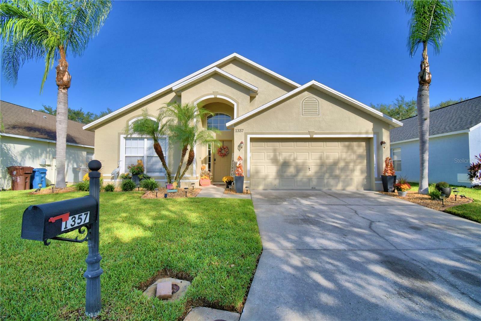 Property Photo:  1357 Rebecca Drive  FL 33844 