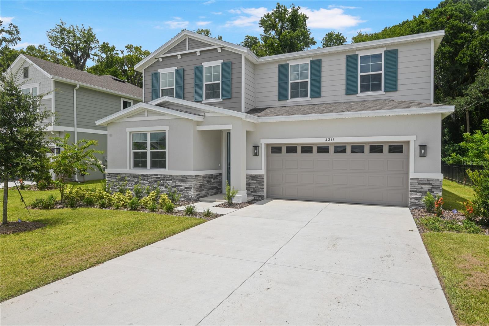 Property Photo: 4211 Sawtooth Court FL 32778
