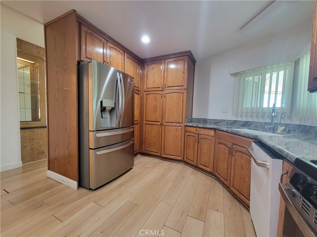 Property Photo:  616 45th Street  CA 93301 