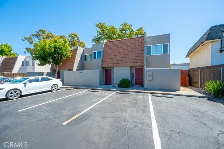 1527 Royal Way  San Luis Obispo CA 93405 photo