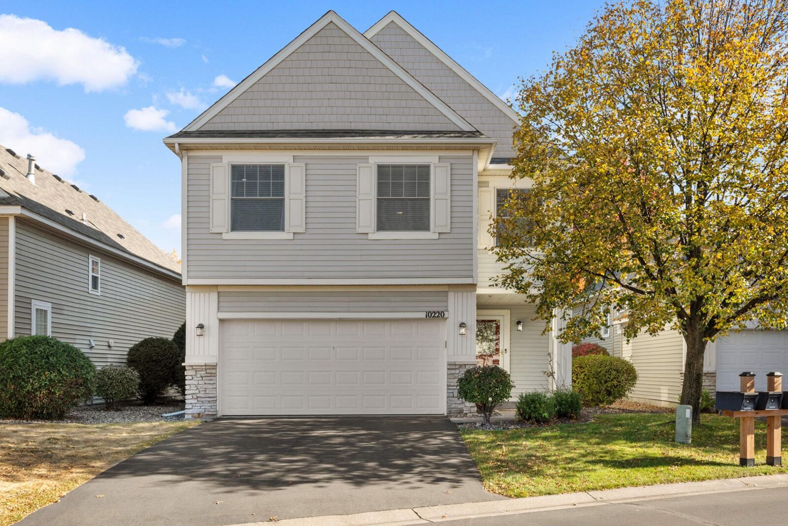 Property Photo: 10220 Country Club Curve MN 55129