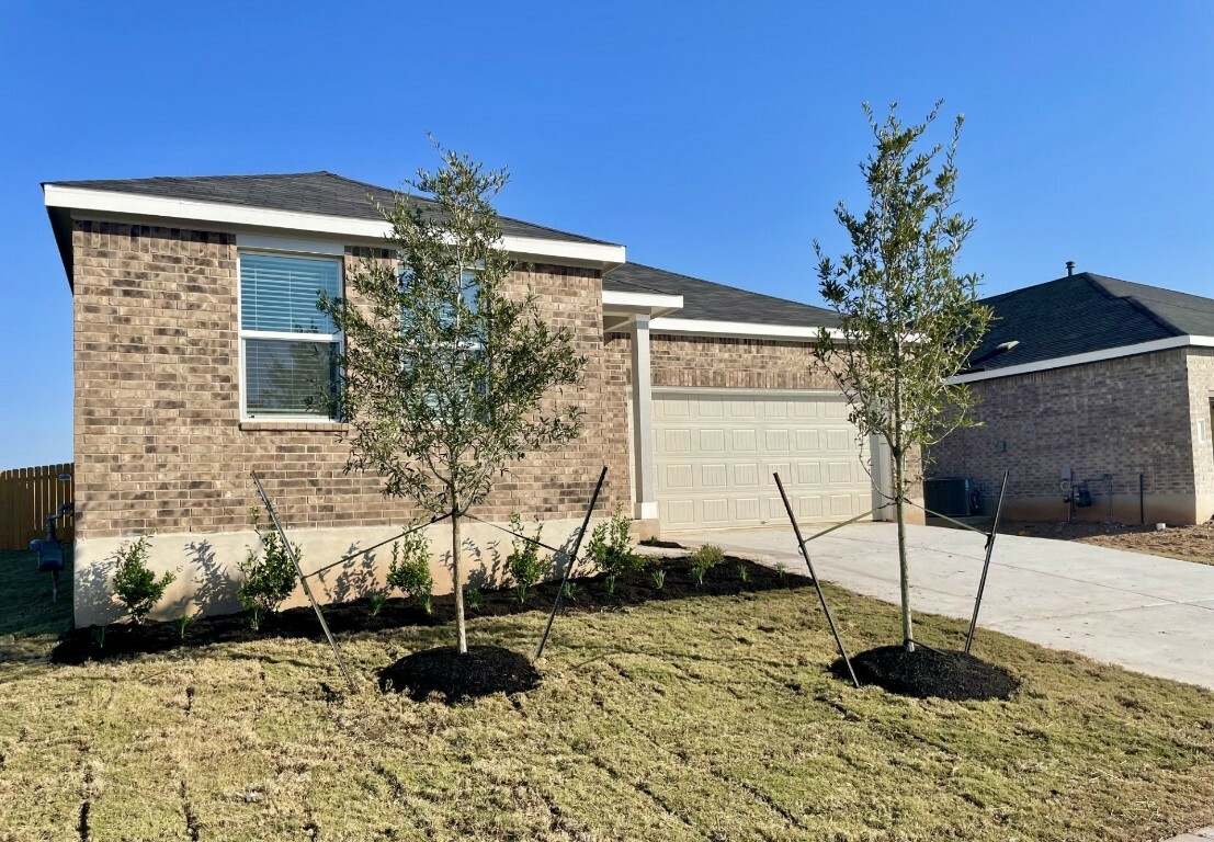 Property Photo:  234 Magalia Lane  TX 78640 