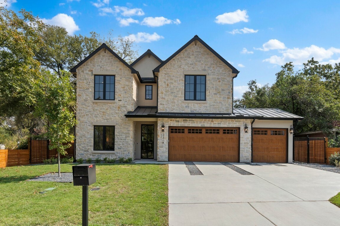 Property Photo:  2318 Westoak Drive  TX 78704 