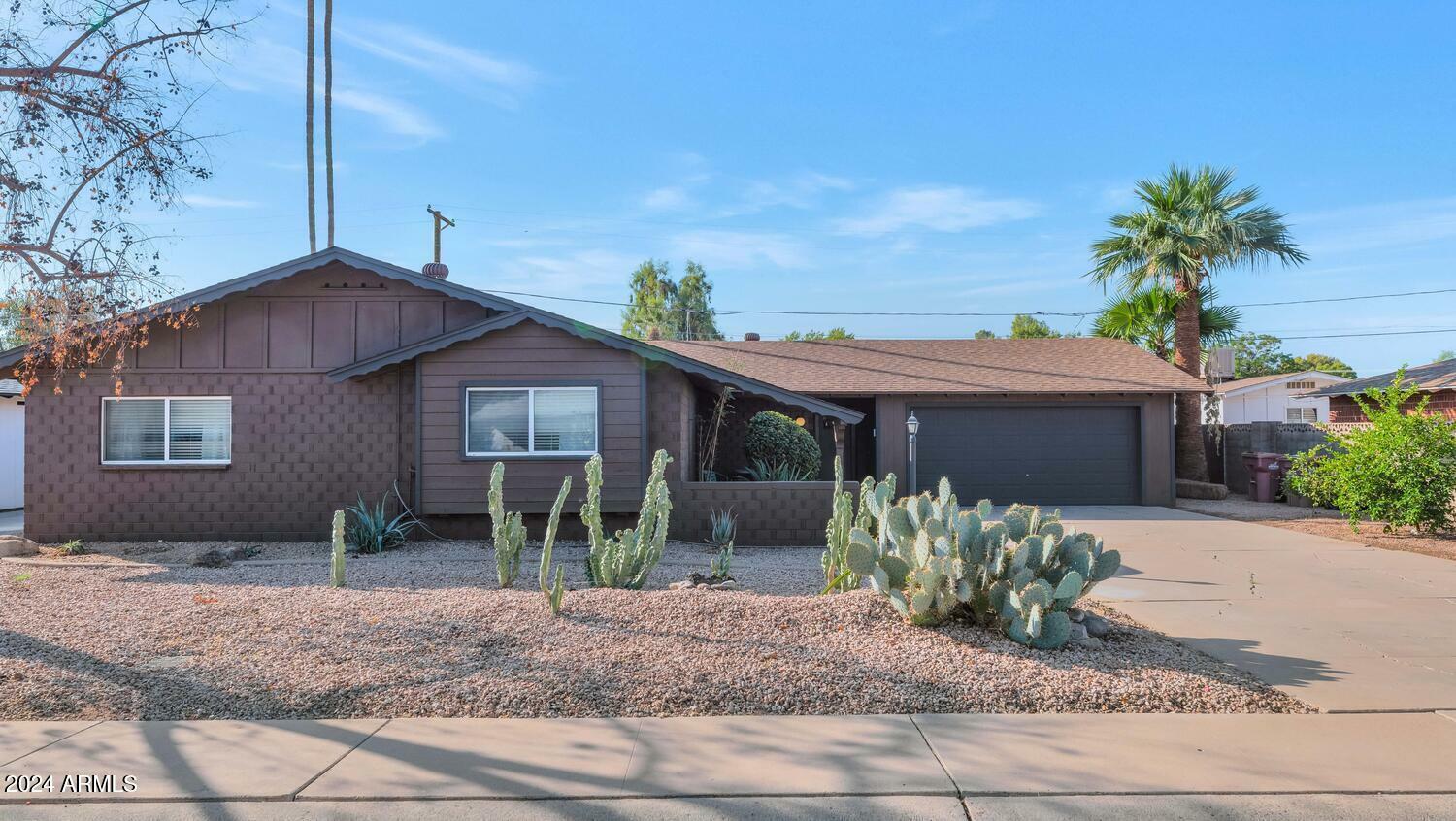 Property Photo:  8619 E Thornwood Drive  AZ 85251 