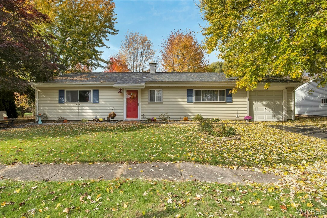 Property Photo: 5804 Fairview Drive NY 14132