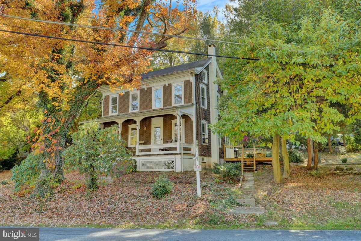 Property Photo:  562 Wyomissing Road  PA 19540 