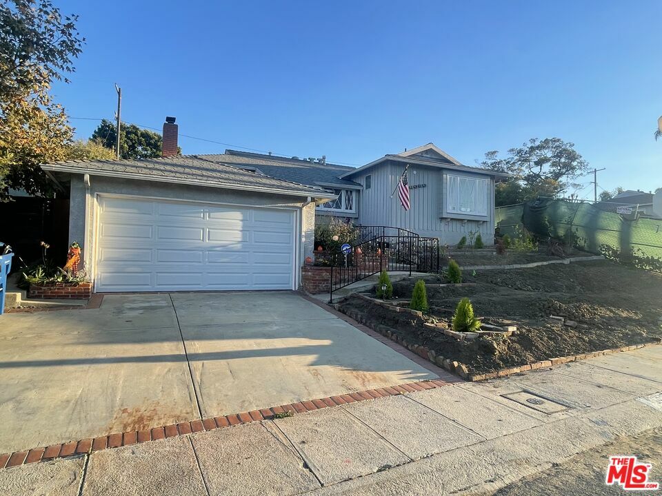 Property Photo:  6058  W 76th St  CA 90045 