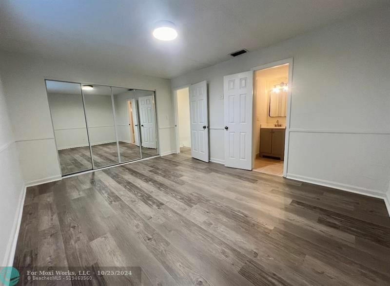 Property Photo:  6502 SW 41st St  FL 33314 