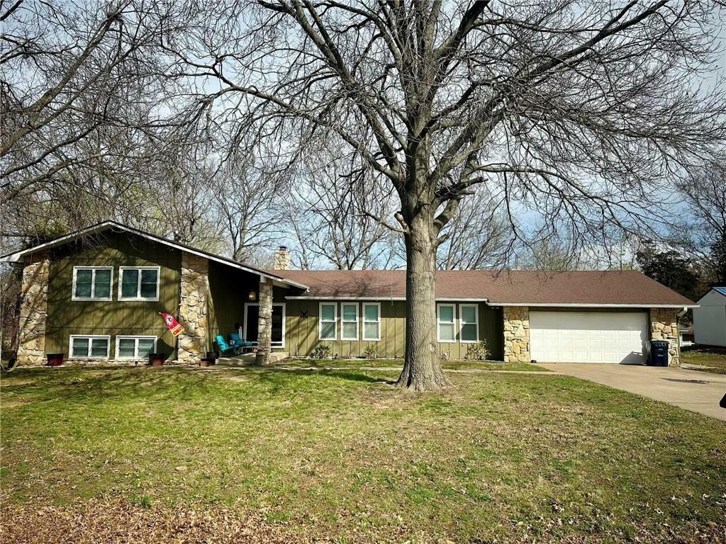 Property Photo:  2540 N 10th Street  KS 67301 