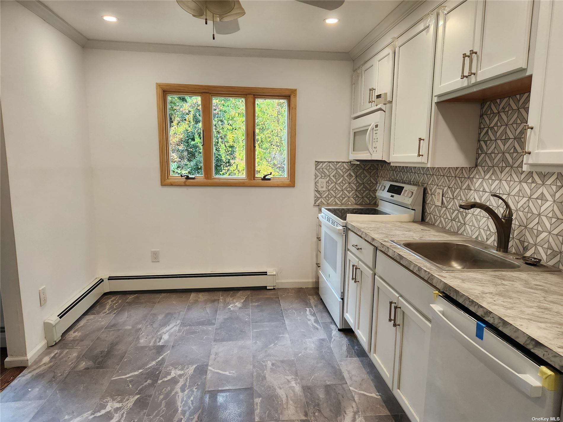 Property Photo:  4 Norman Drive  NY 11786 