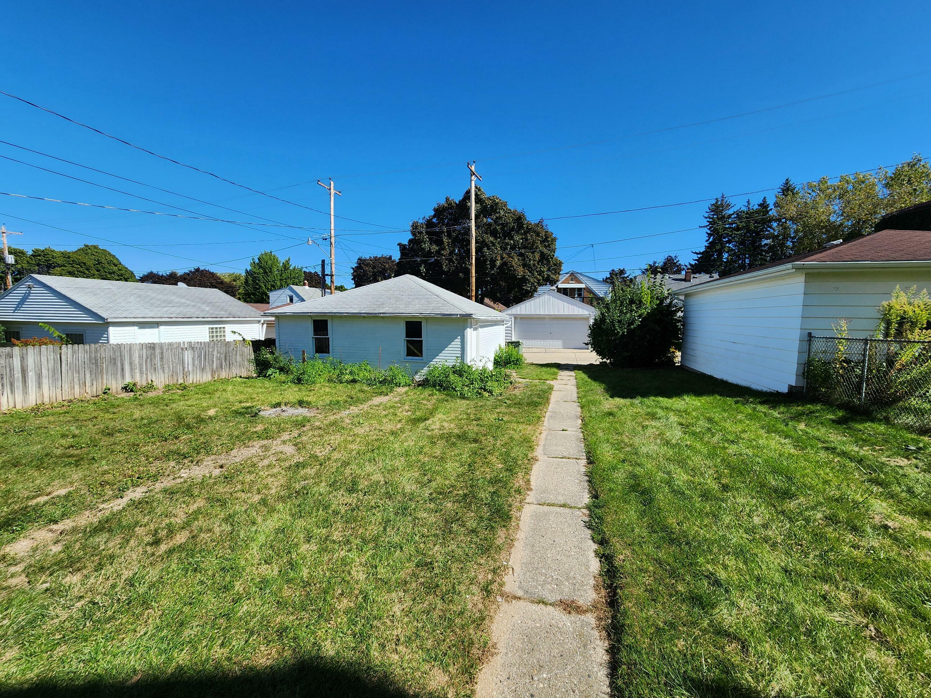 Property Photo:  3032 S 41st St 3032A  WI 53215 