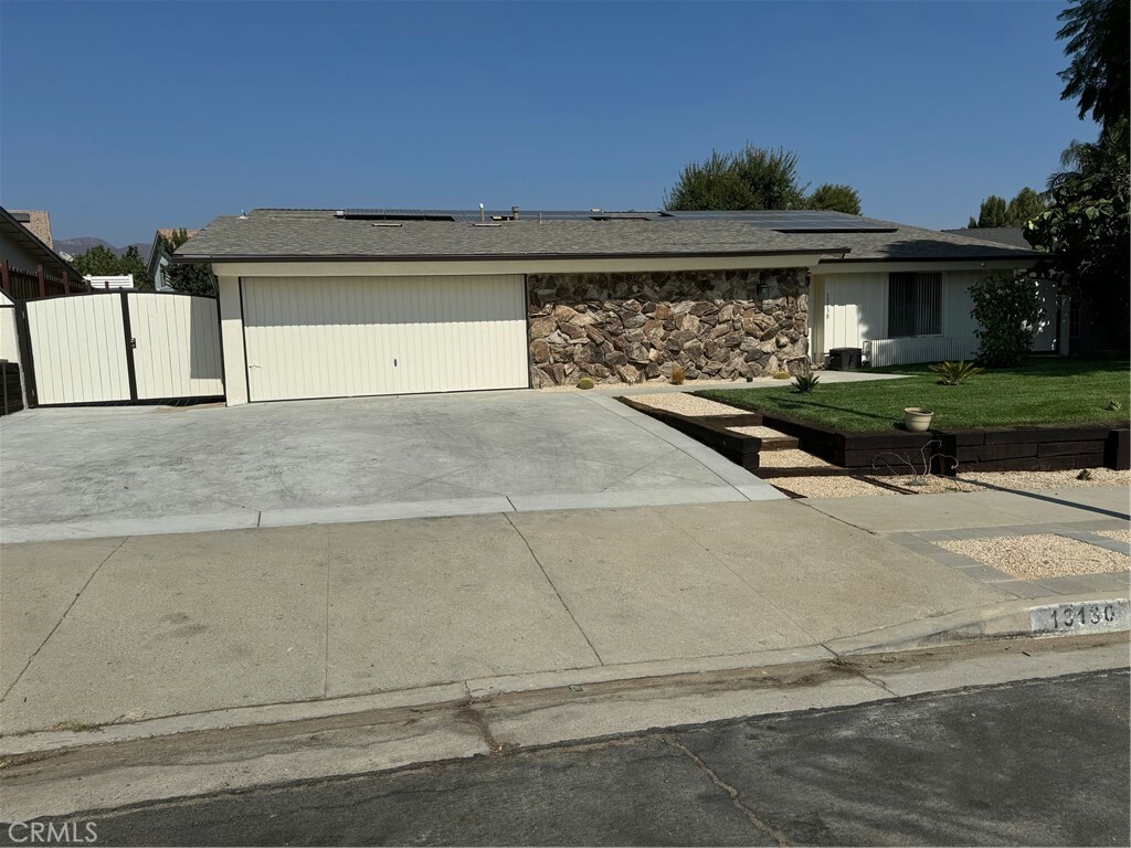 Property Photo:  13130 Whistler Avenue  CA 91344 