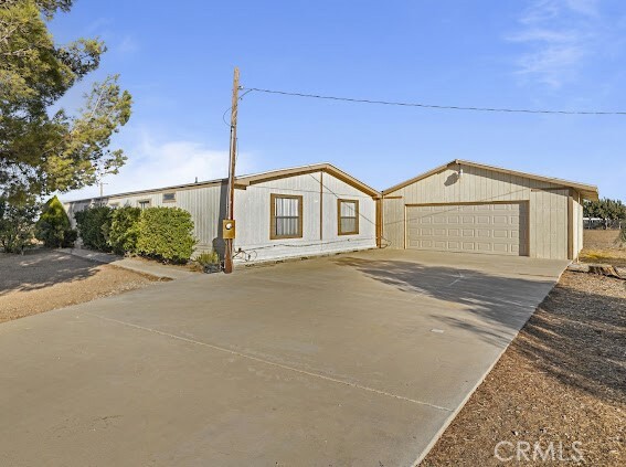 Property Photo:  10875 Aster Road  CA 92344 