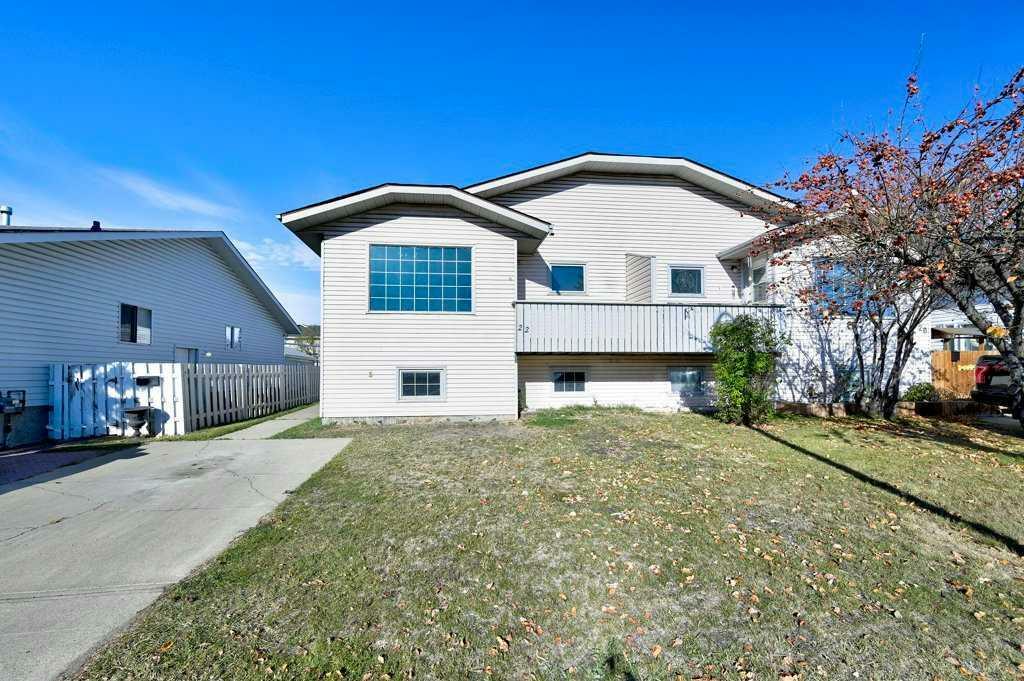 Property Photo:  22 Dixon Crescent  AB T4R 2J1 