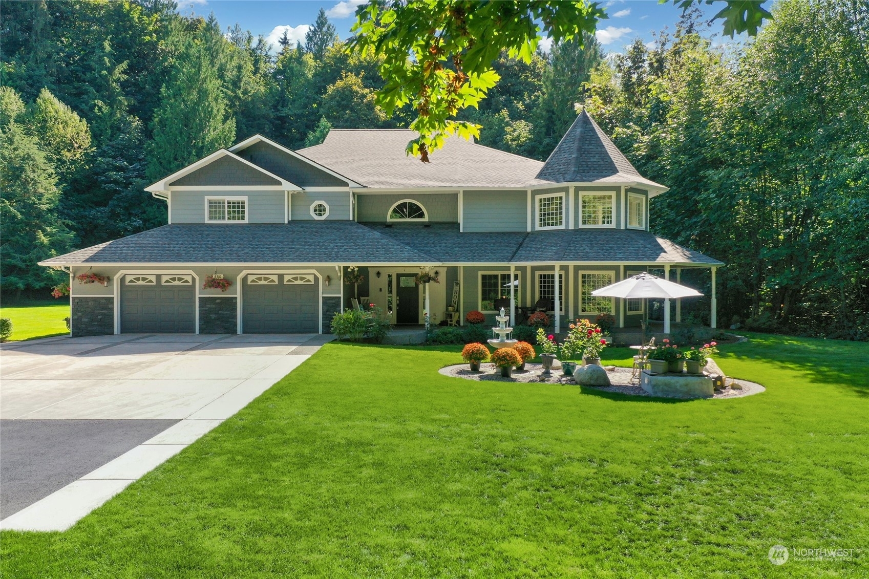 Property Photo: 850 Higher Ground Lane WA 98366
