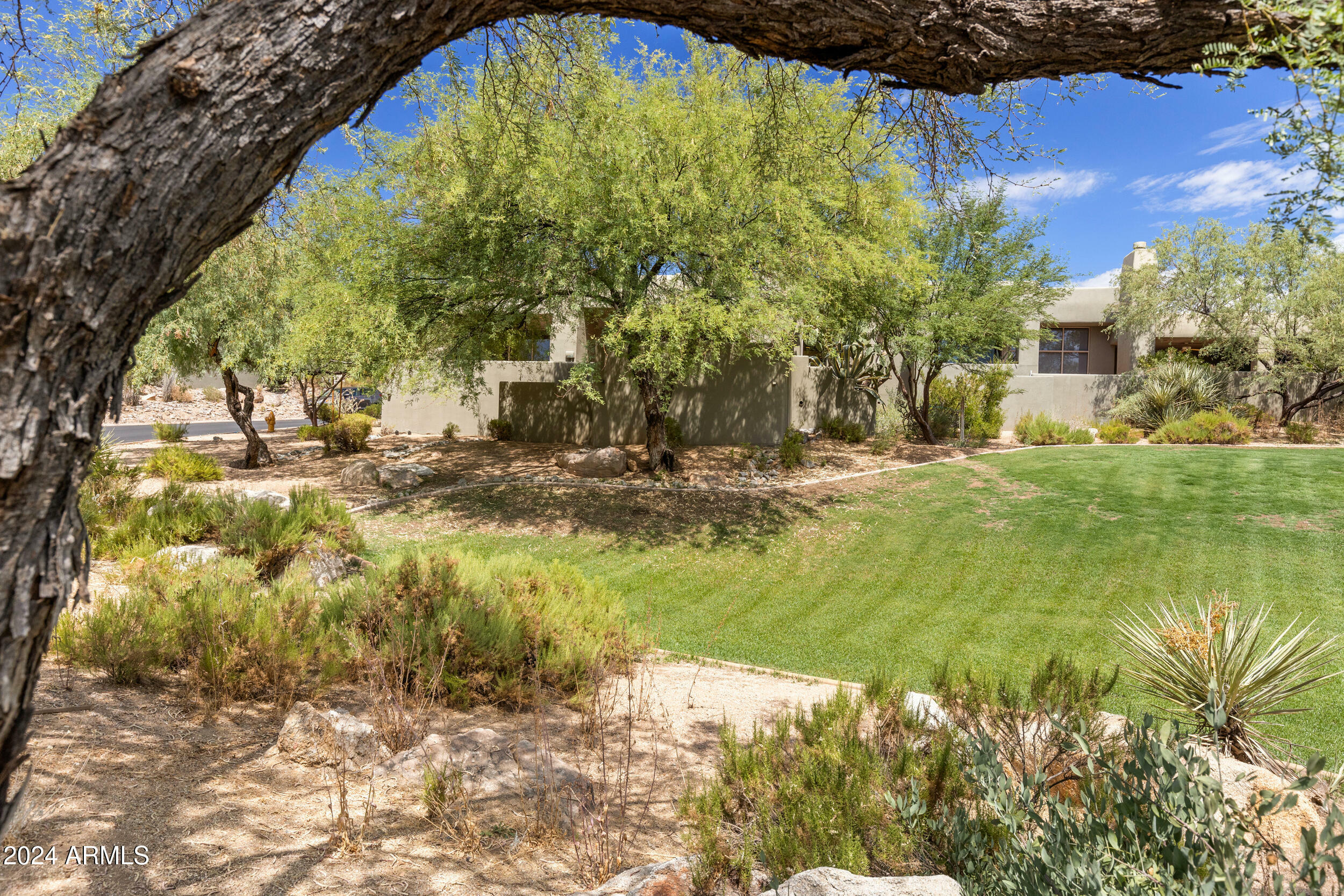 Property Photo: 10044 E Graythorn Drive AZ 85262