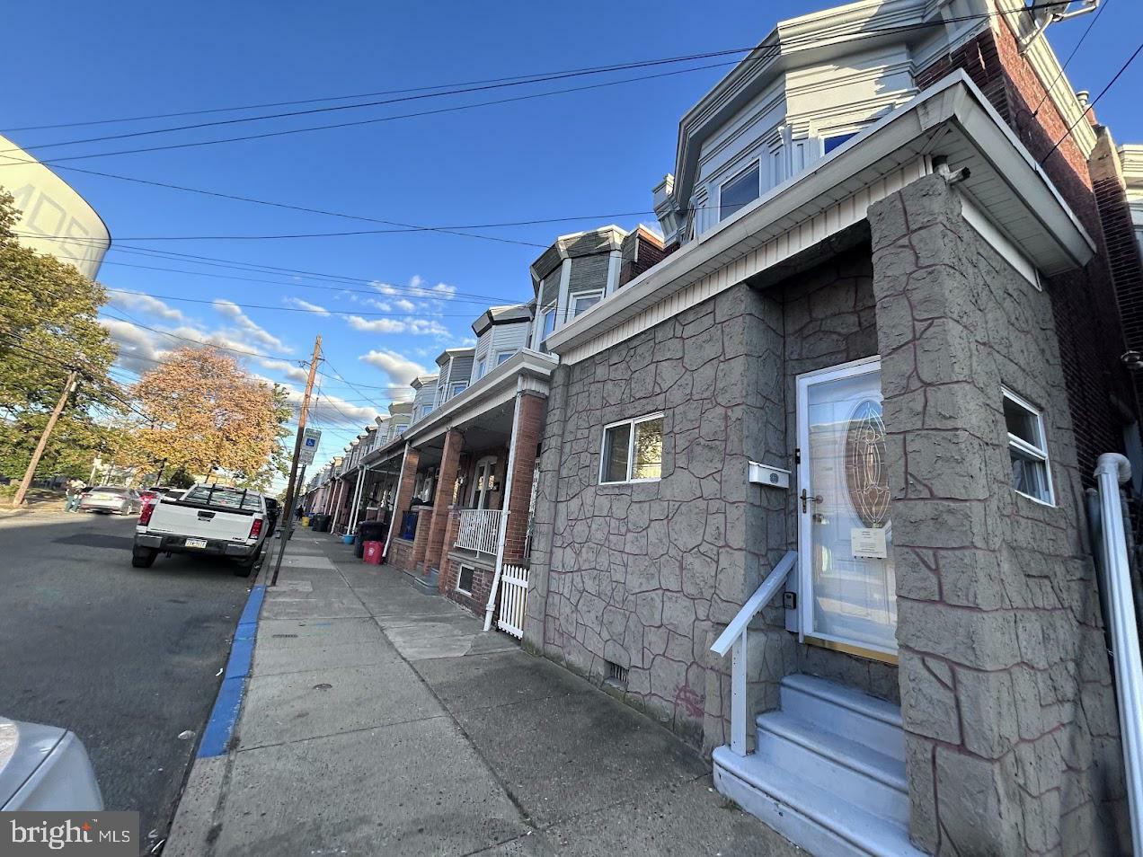 Property Photo:  1128 Everett Street  NJ 08104 