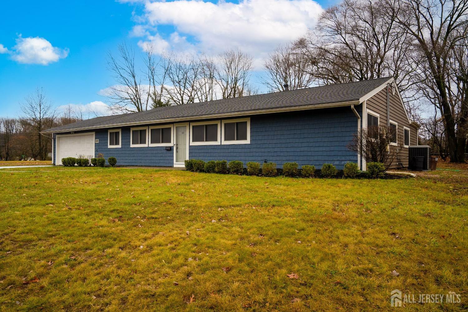 Property Photo:  127 Kendall Road  NJ 08824 