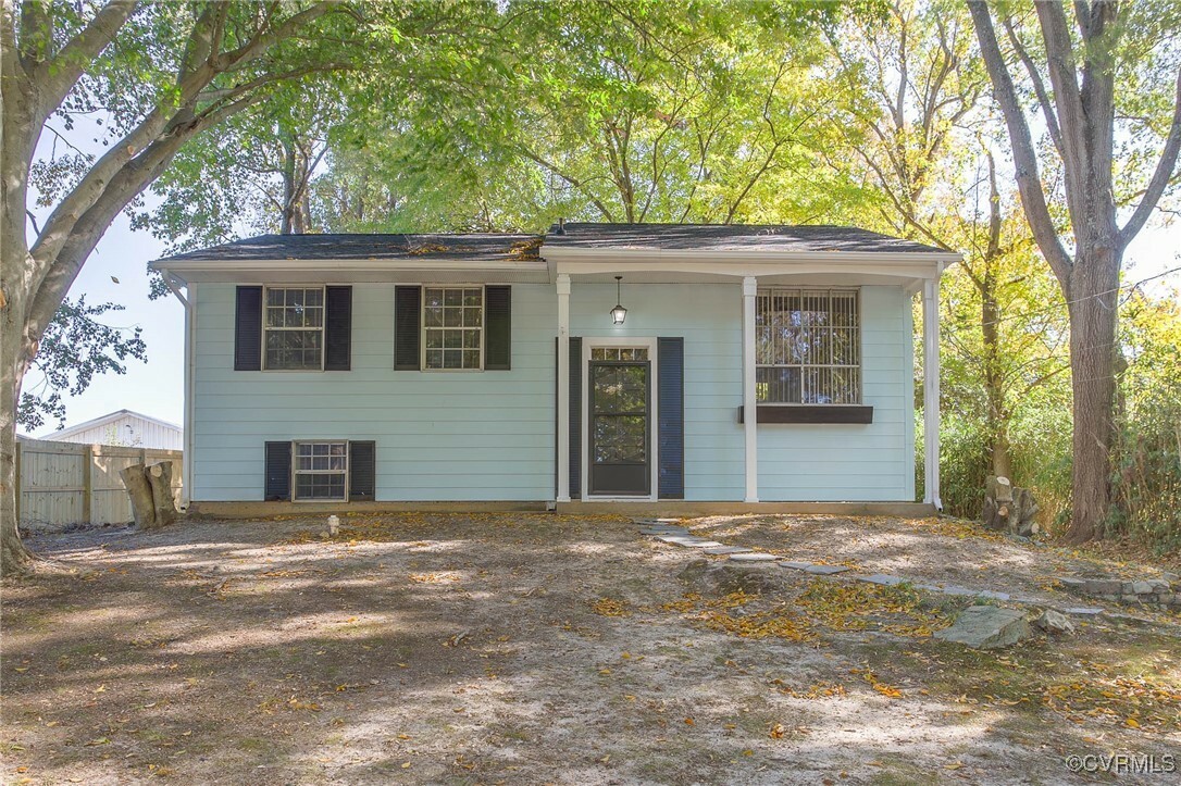 Property Photo:  2233 Lancers Boulevard  VA 23224 