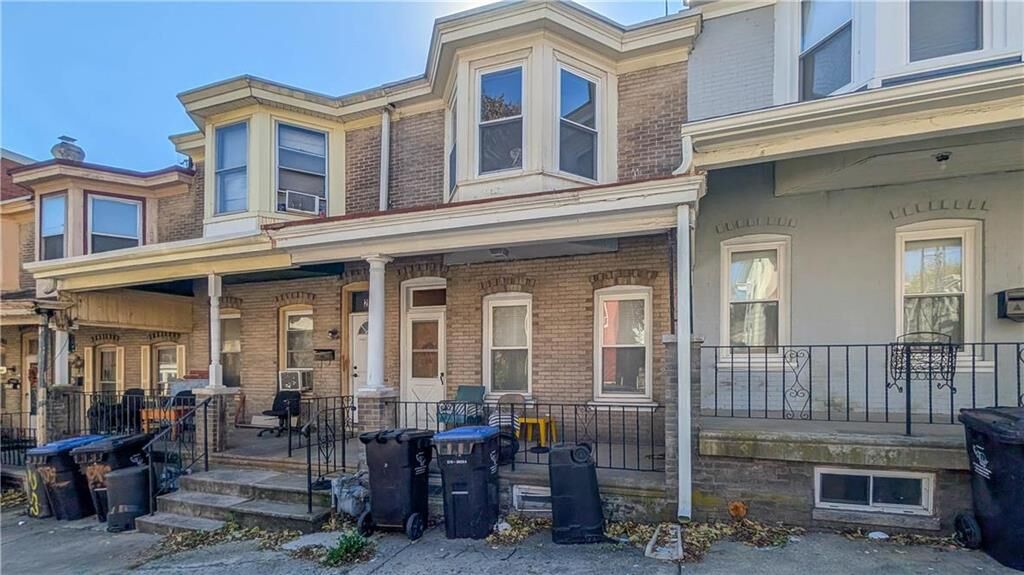 Property Photo:  220 East Chestnut Street  PA 19401