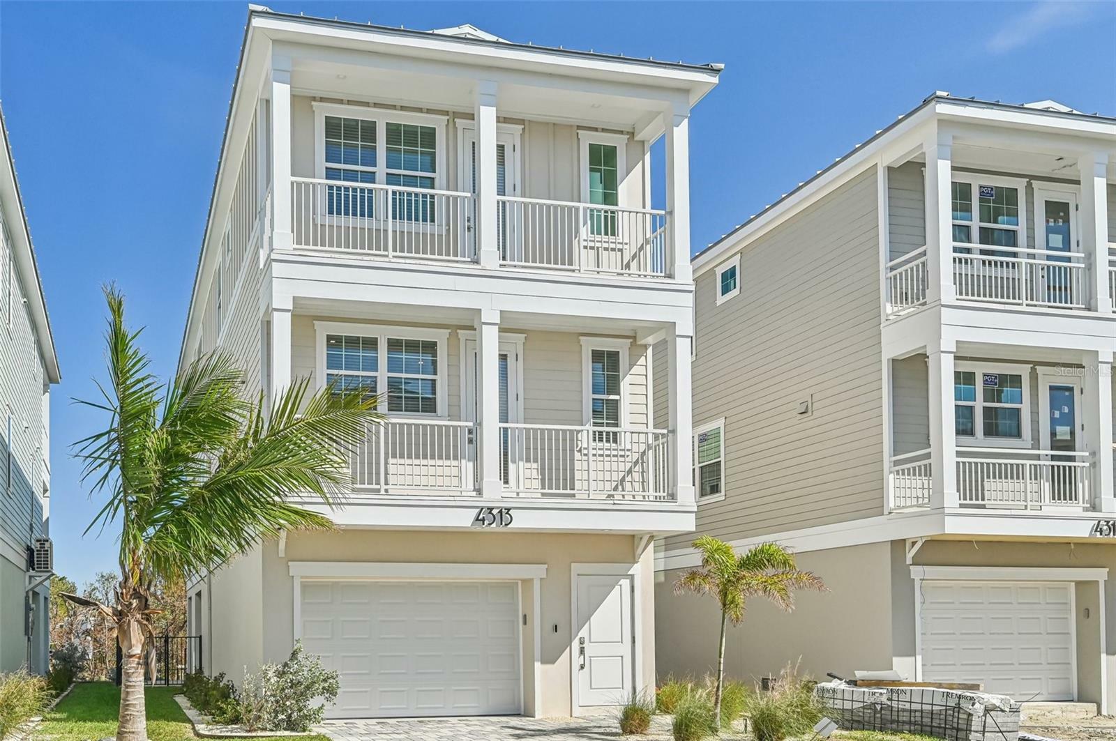 Property Photo:  4231 Marina View Way  FL 34215 