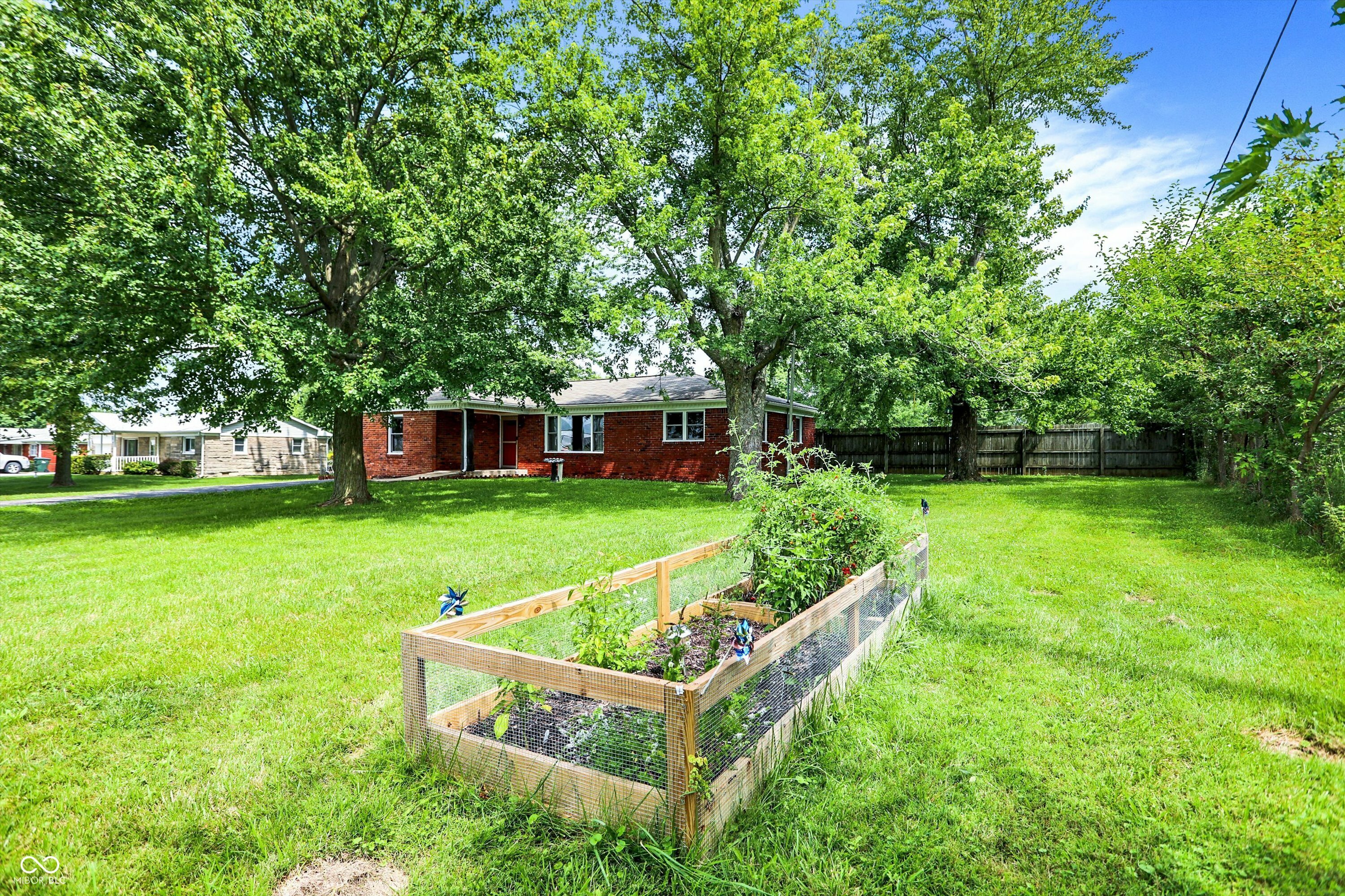 Property Photo:  6900 N Michigan Road  IN 46126 