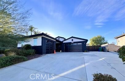 Property Photo:  31357 Palomar Road  CA 92584 