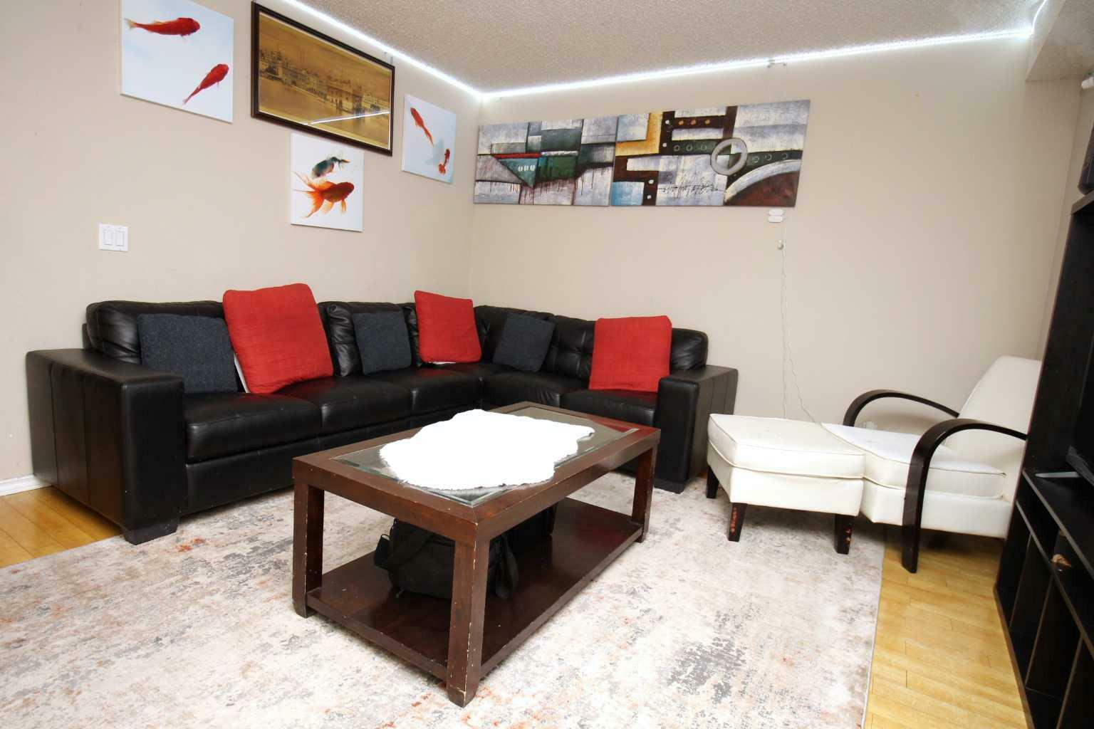 Property Photo:  699 Whiteridge Road NE  AB T1Y 4K4 