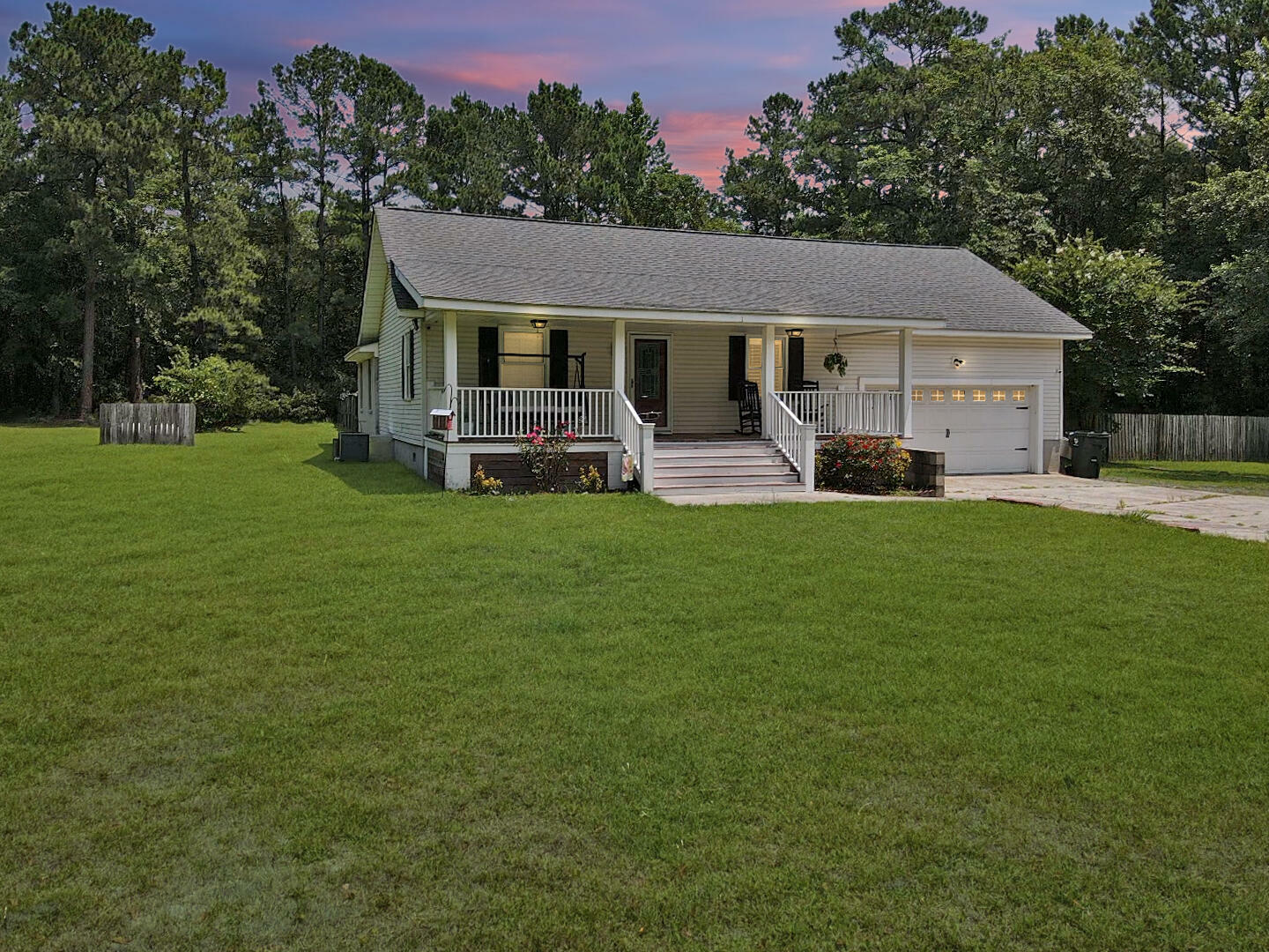 Property Photo:  1050 Millies Way Drive  SC 29461 