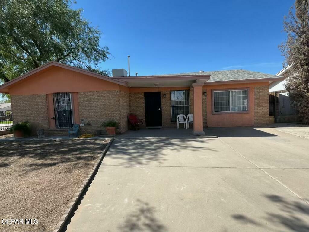 9741 Penjamo Drive  El Paso TX 79927 photo