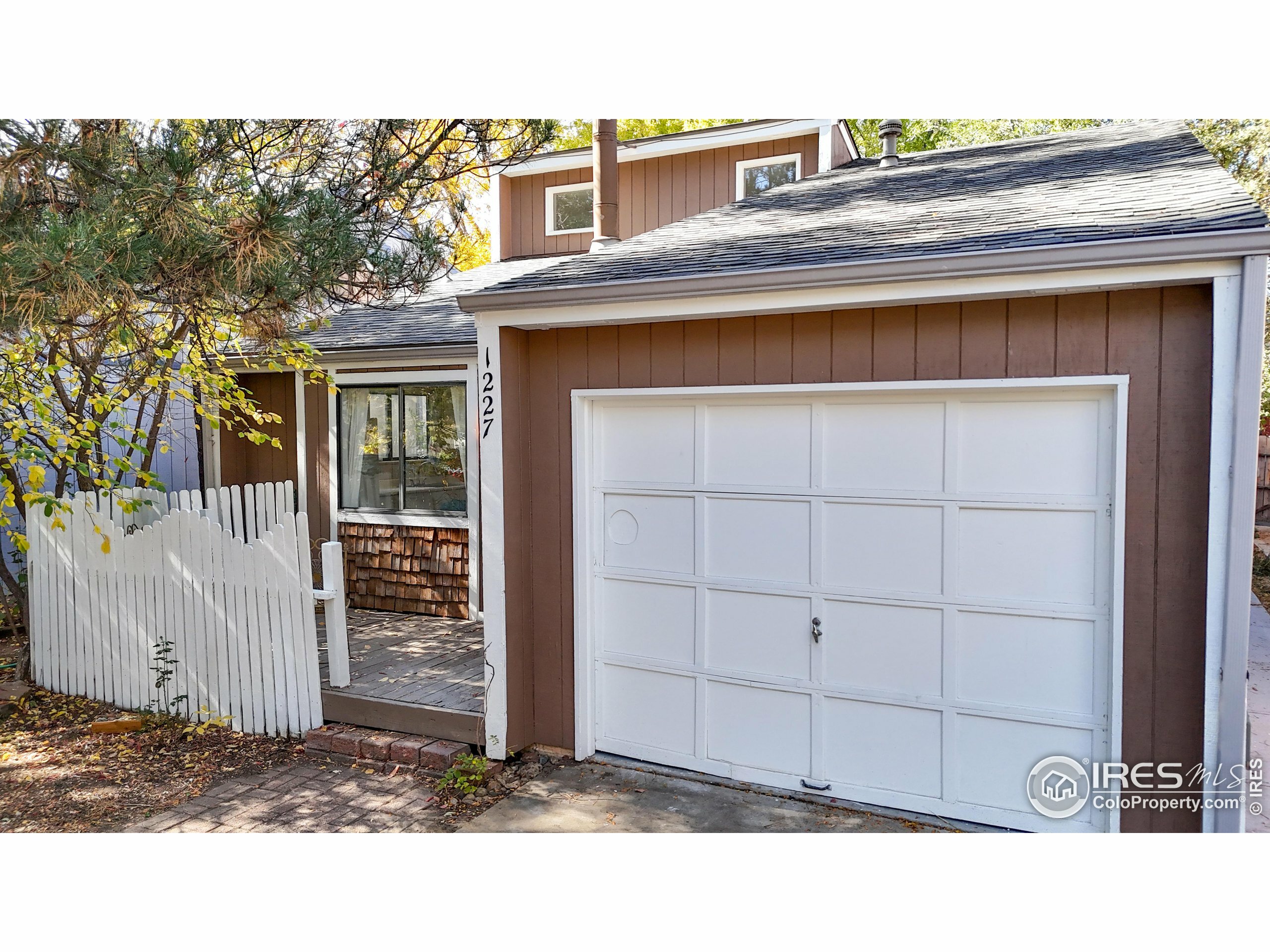 Property Photo:  1227 Meadow St  CO 80501 