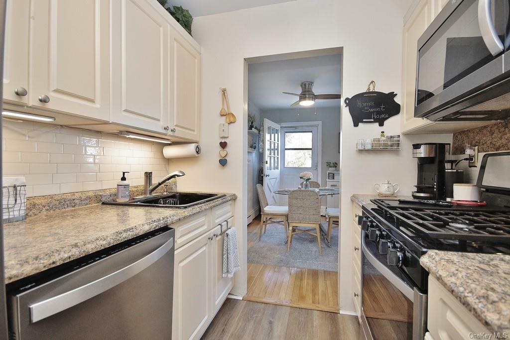 Property Photo:  675 Pelham Road F3  NY 10805 