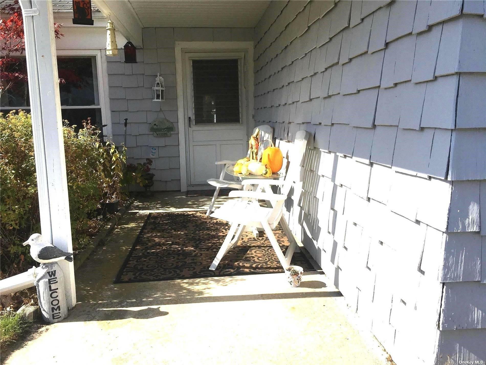 Property Photo:  145 Edinburgh Drive 145  NY 11961 