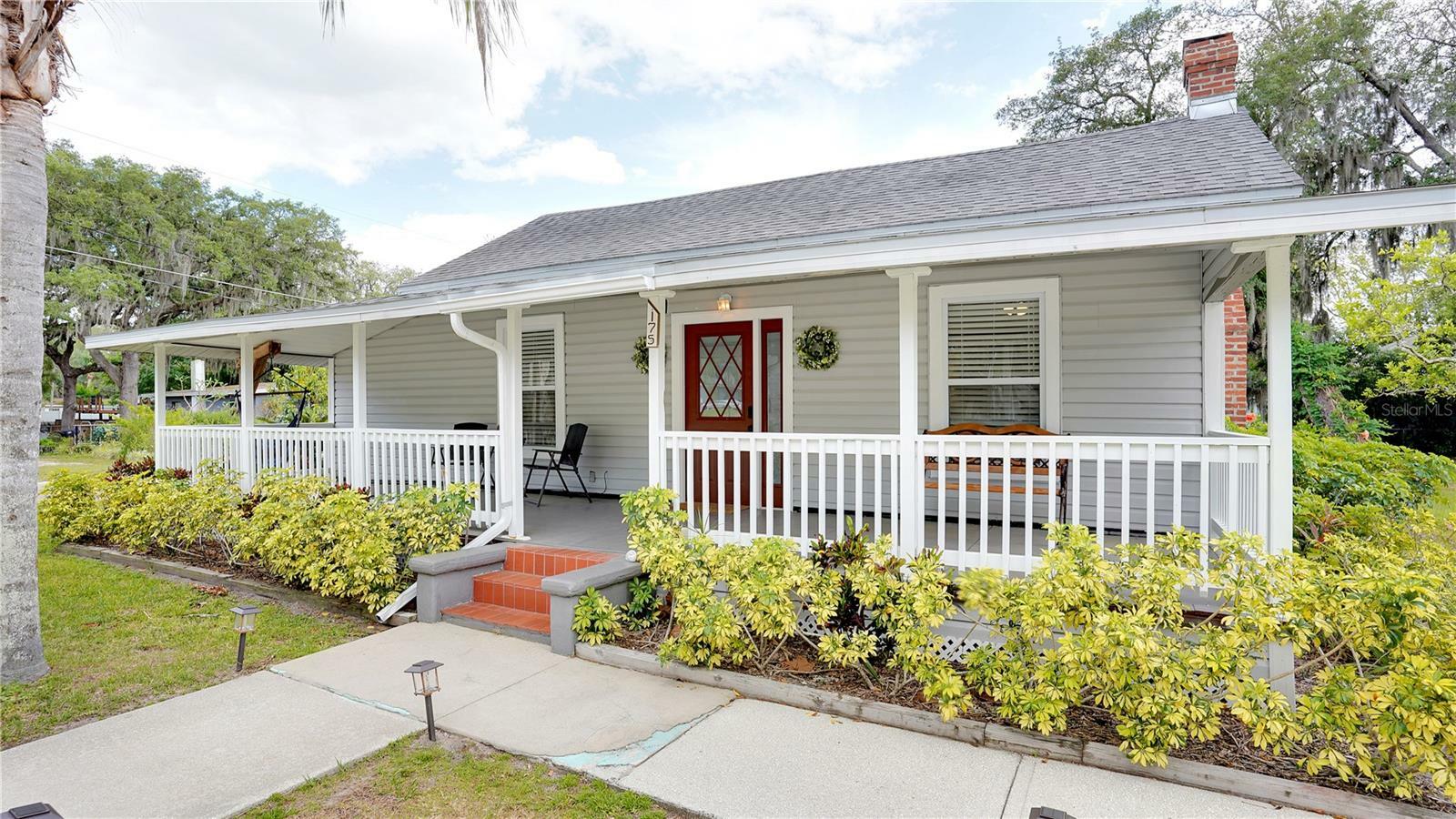 Property Photo:  175 Washington Avenue  FL 32746 